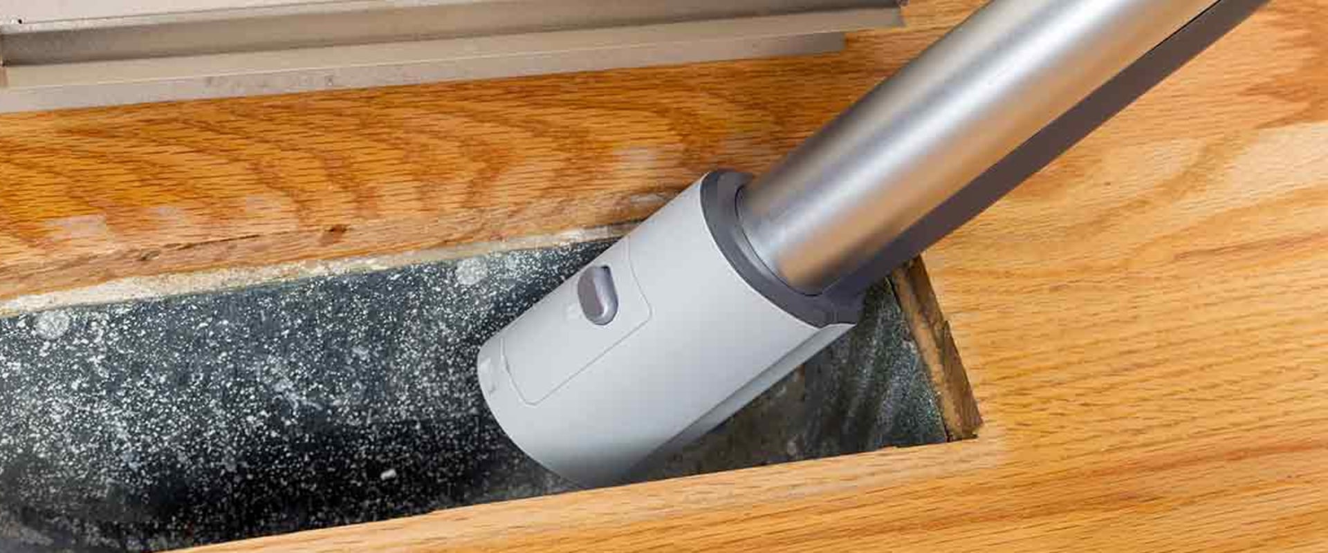What Type of Cleaning Should Be Done After a Duct Repair Job in Florida?